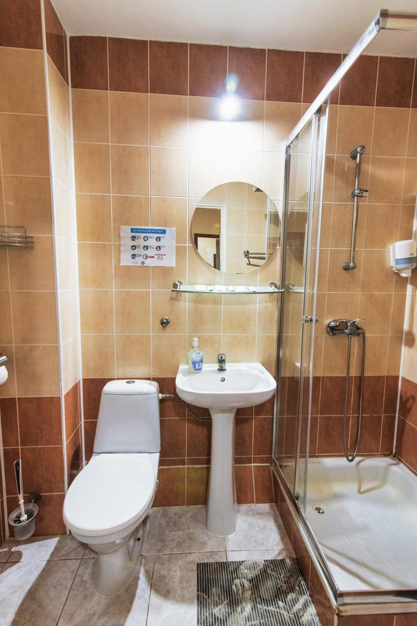 Ow Inter Piast Kalbornia - Z Wlasna Plaza Z Kapieliskiem I Przystania Dąbrówno Extérieur photo