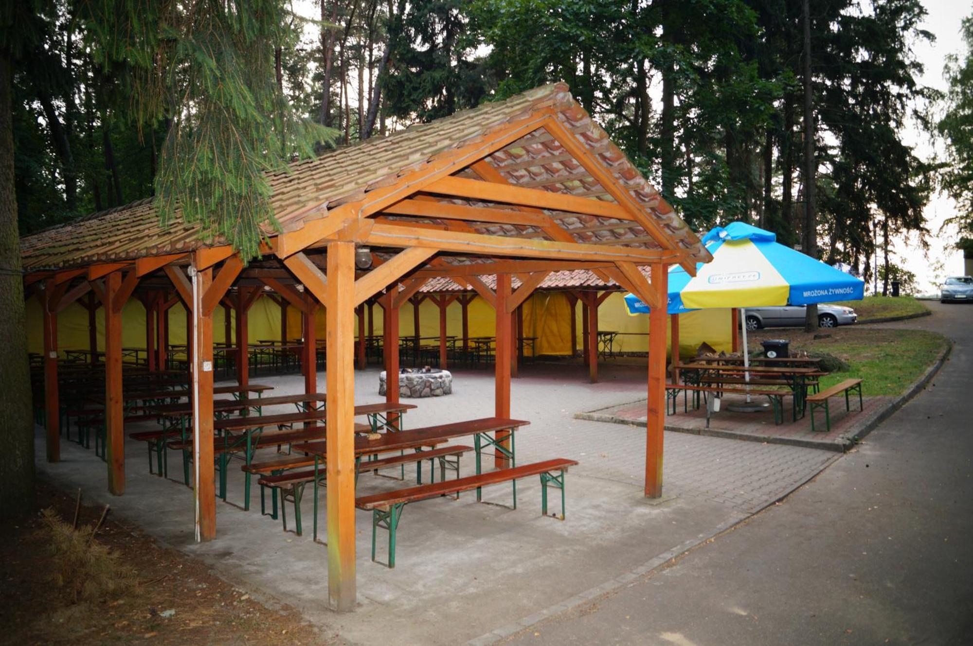 Ow Inter Piast Kalbornia - Z Wlasna Plaza Z Kapieliskiem I Przystania Dąbrówno Extérieur photo
