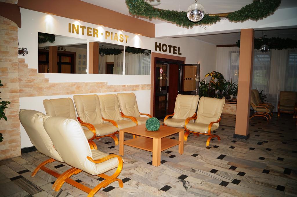 Ow Inter Piast Kalbornia - Z Wlasna Plaza Z Kapieliskiem I Przystania Dąbrówno Extérieur photo